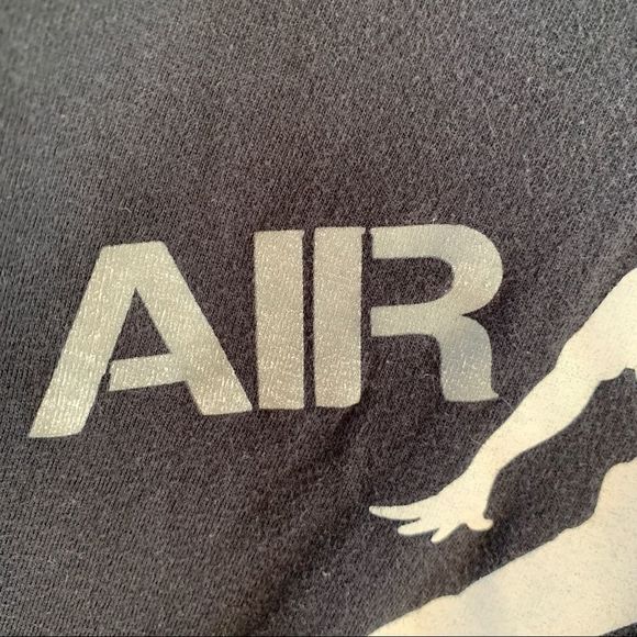 Air Jordan Size Large L Black Boys Top T Shirt Long Sleeve Graphic Basketball - Picture 10 of 12